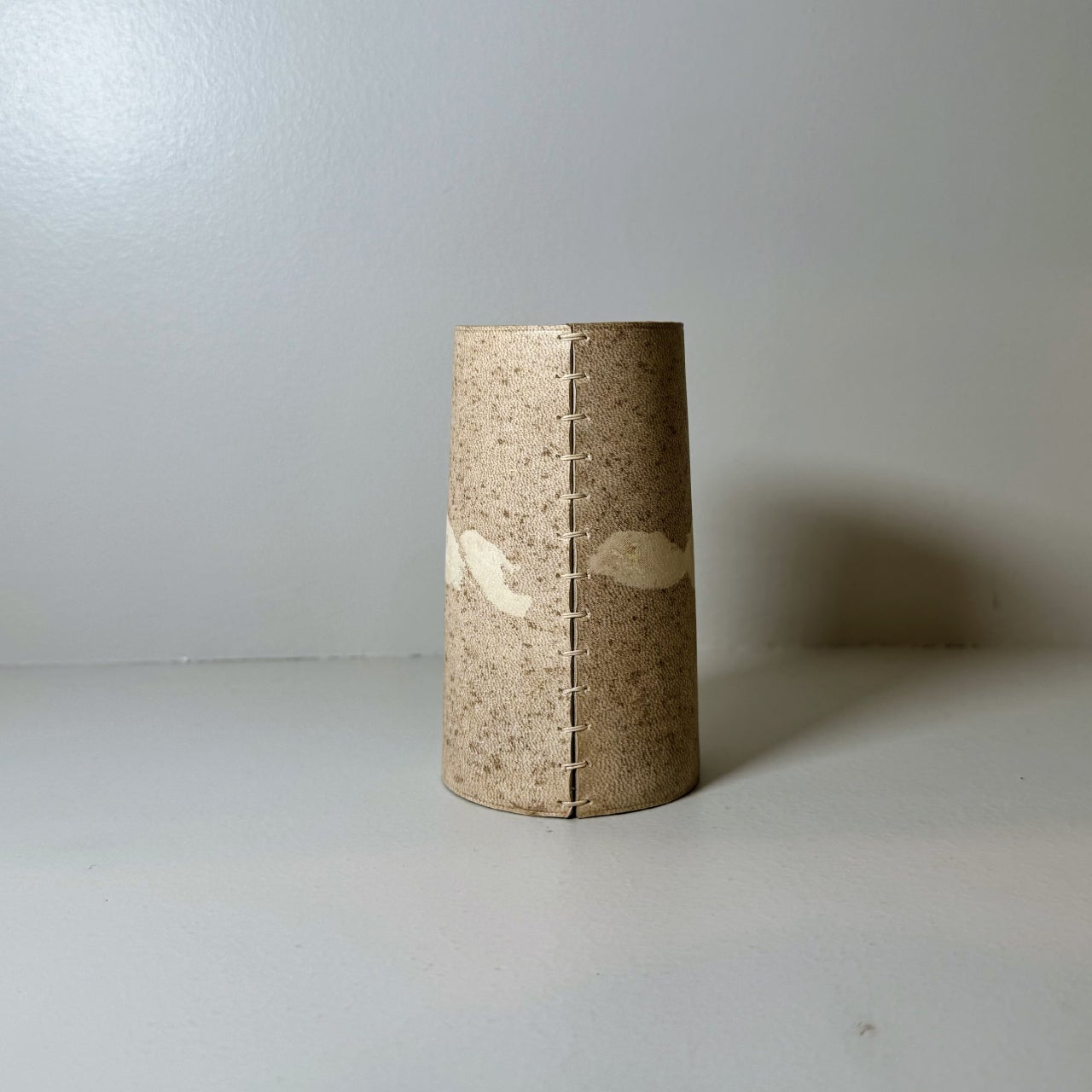 太田一永 Ota Kazunaga / レザー leather 鹿革 / 革小物 アート