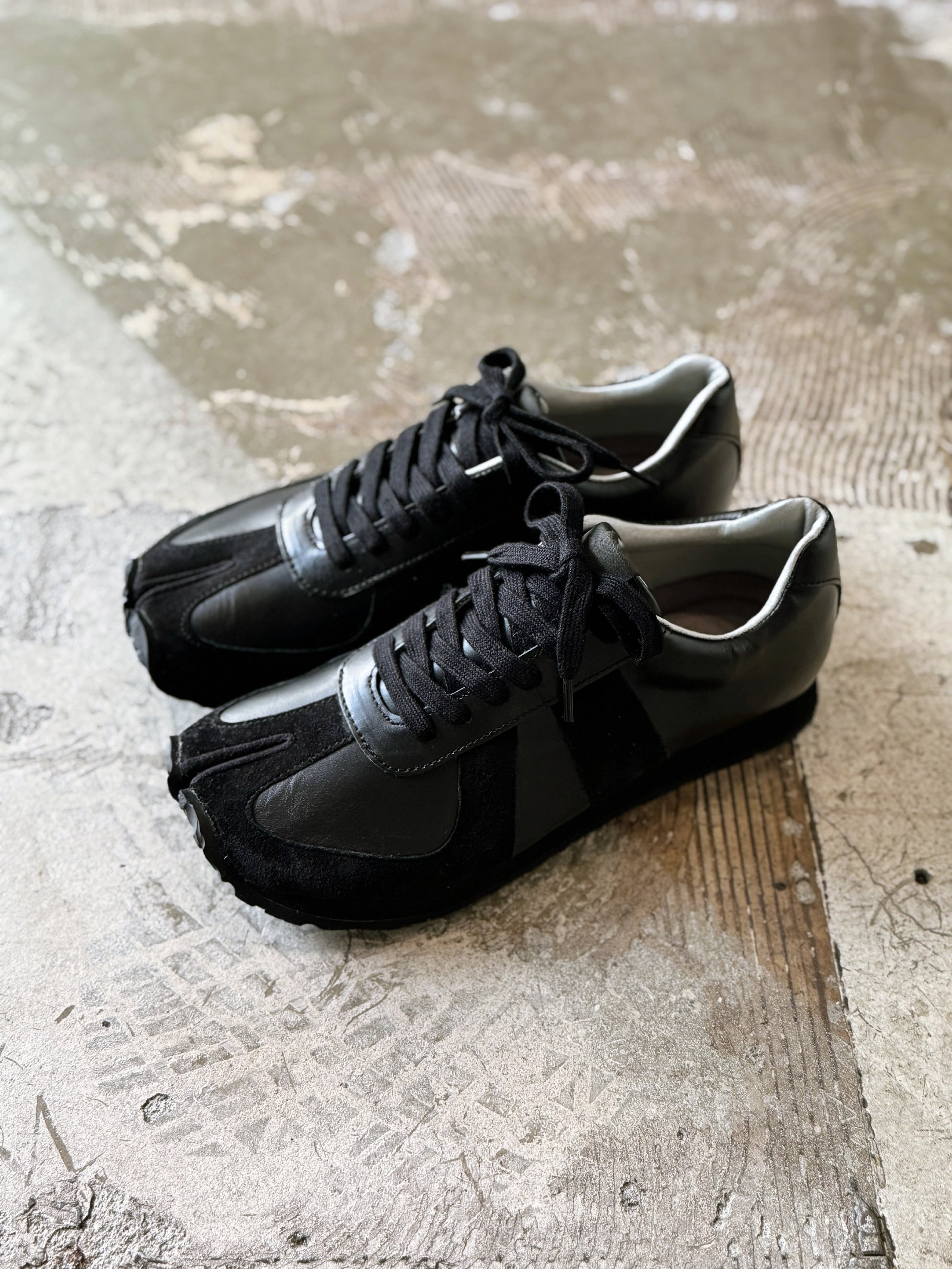 Vol.2 tabito × DENCHU Tabi Trainer Leather Black タビトレーナー