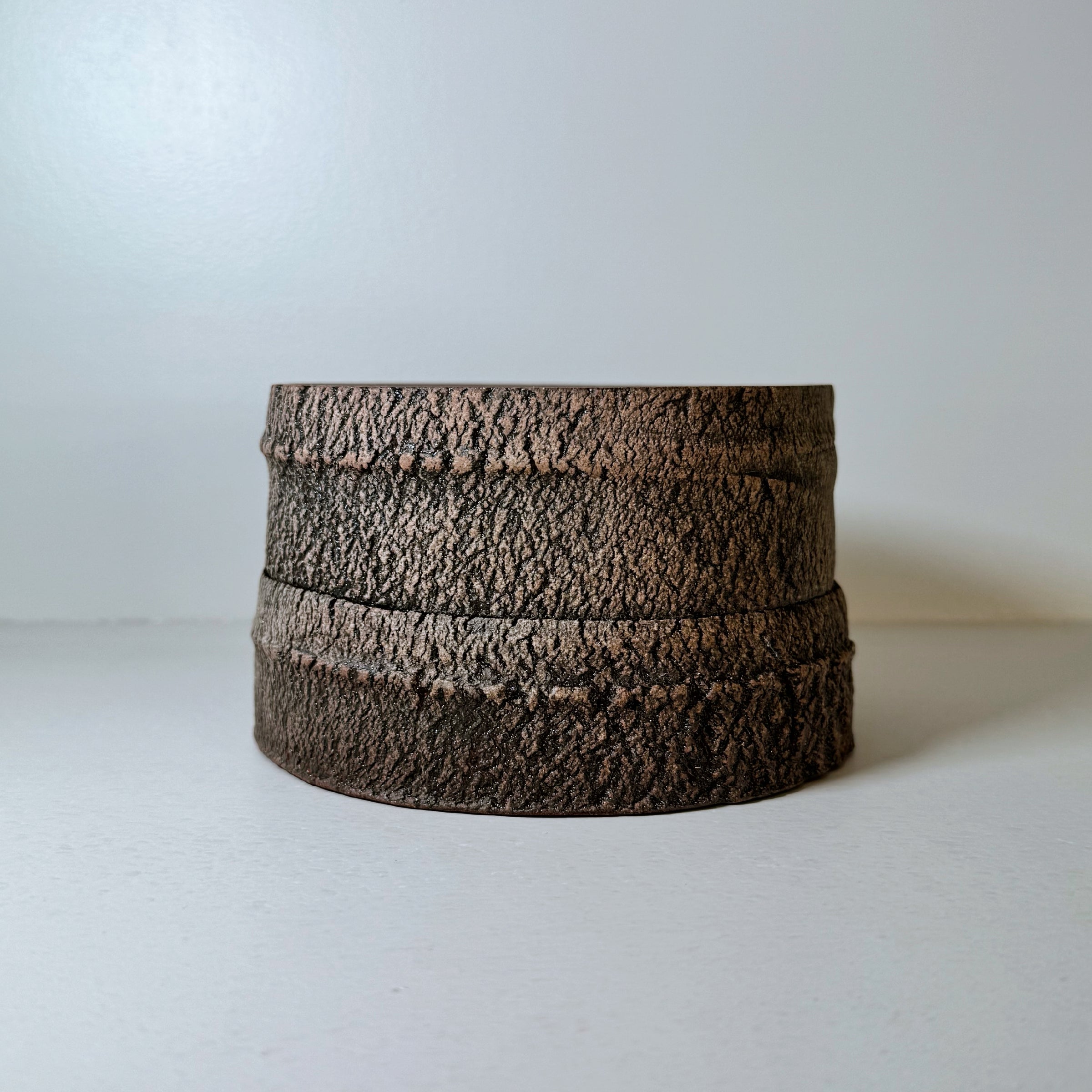 切り株台皿 / 前沢 陽彦 / 陶器 pottery / 木目 台皿 / 個人 作家 
