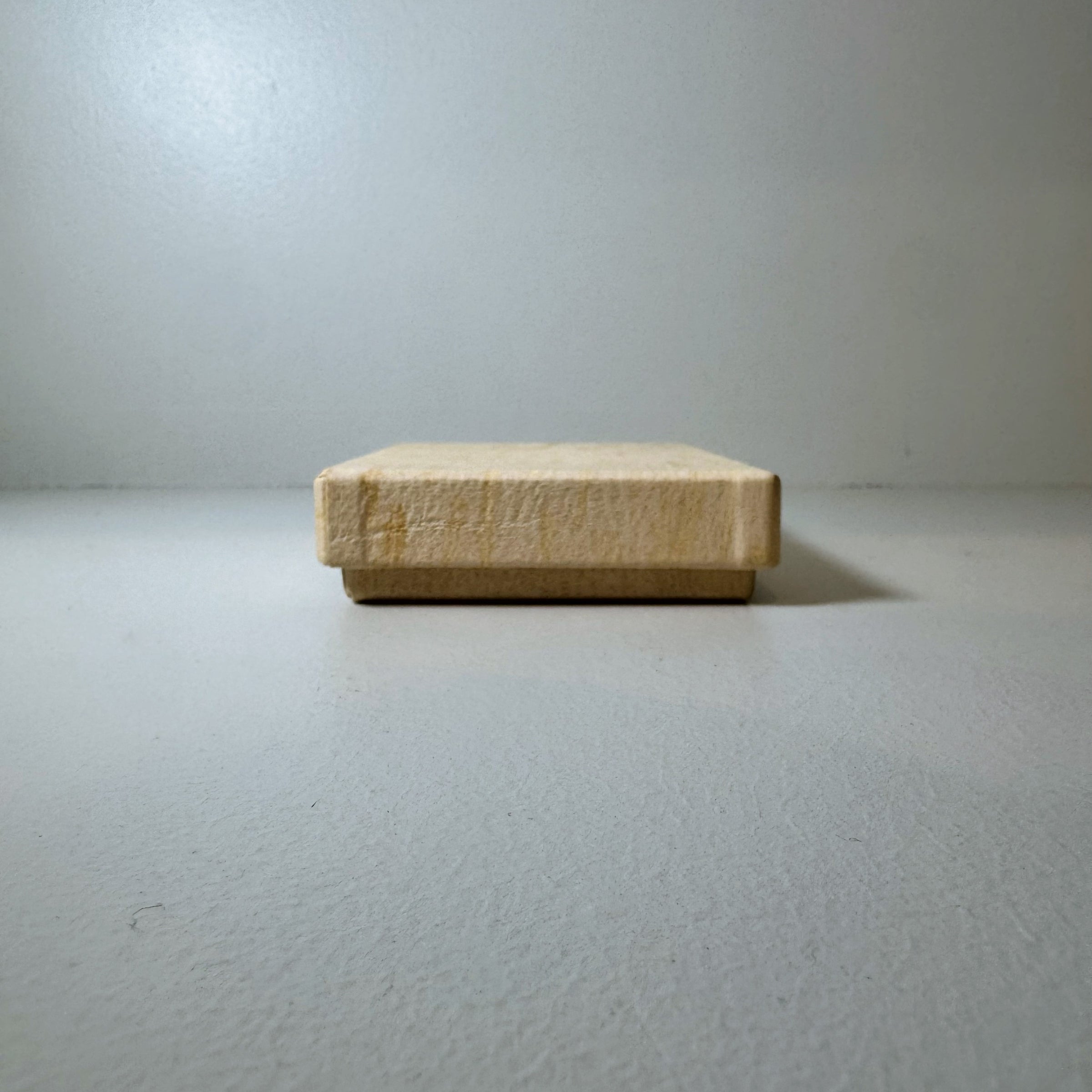 レザーボックス (小) 胡桃 2 / 太田 一永オオタ カズナガ / 皮革 作家