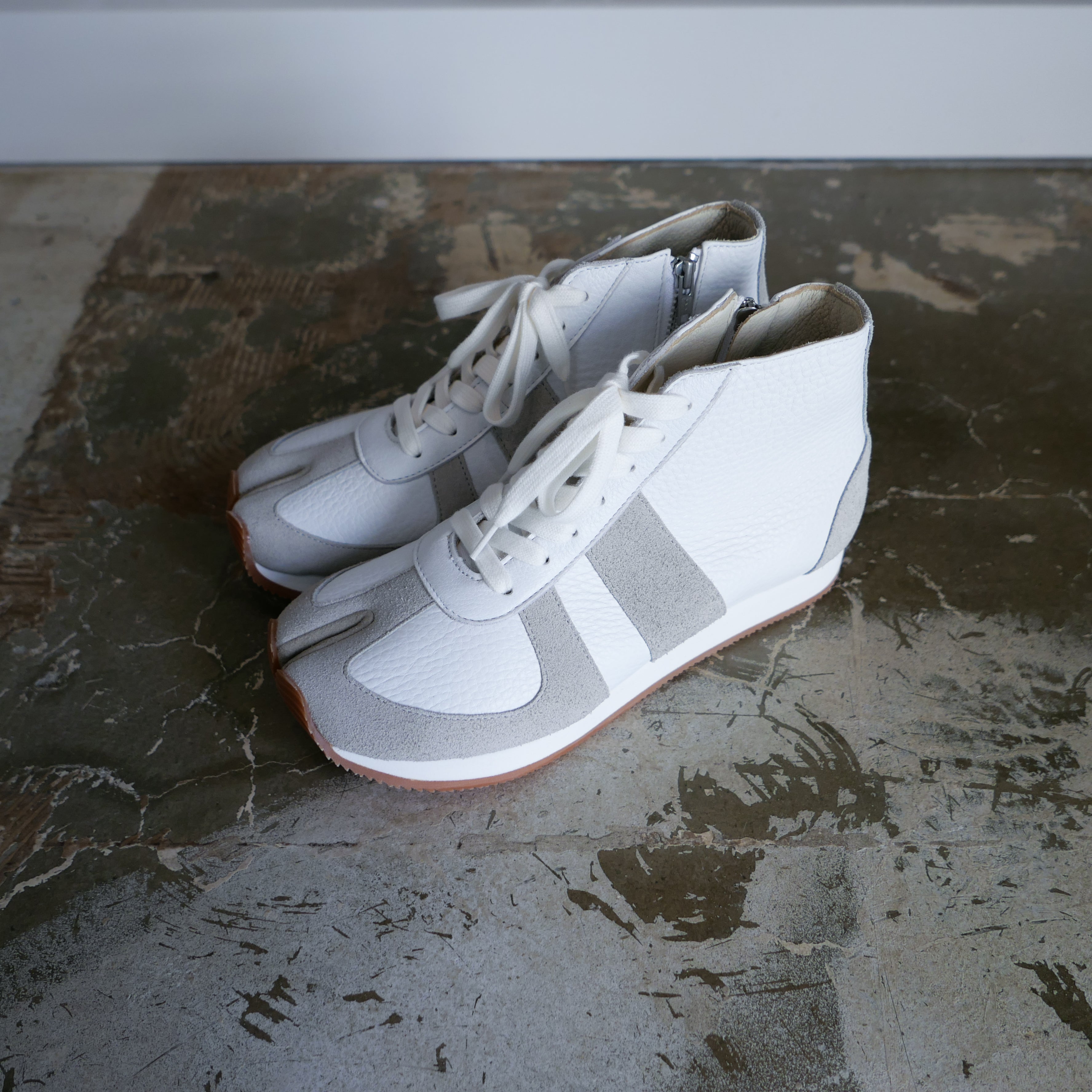 German Brace Trainer -White ジャーマン ブレース トレーナー