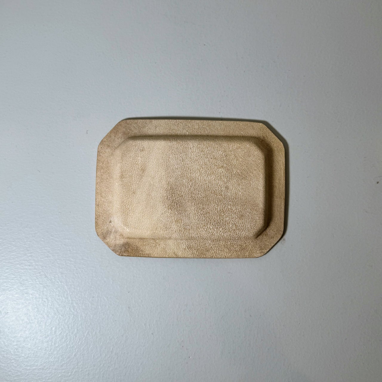 太田一永 Ota Kazunaga / レザー leather 鹿革 / 革小物 アート
